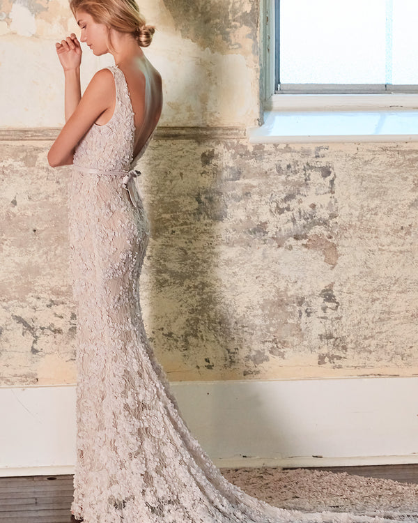 PRETTY IN LOVE | DUSTY PINK